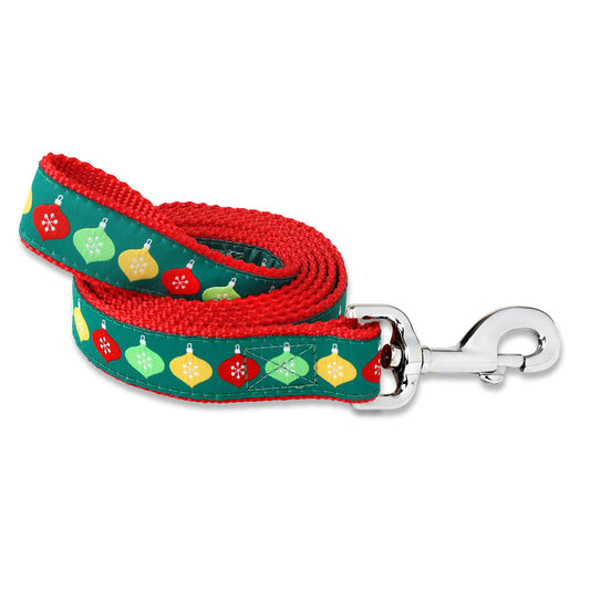 Christmas Dog Leash – Durable and Festive